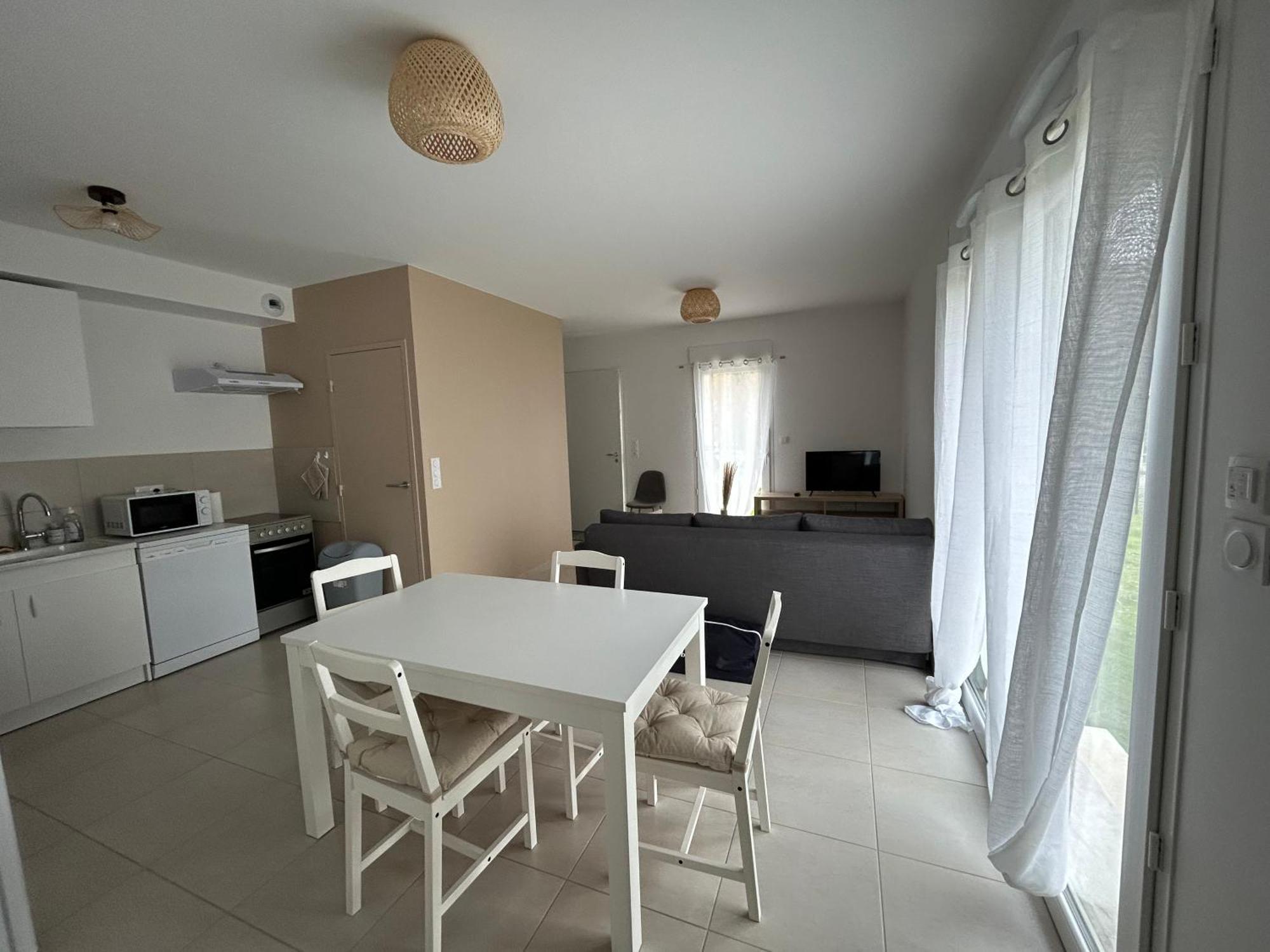 Appartement Avec Jardin Chateauneuf-de-Galaure Exteriér fotografie